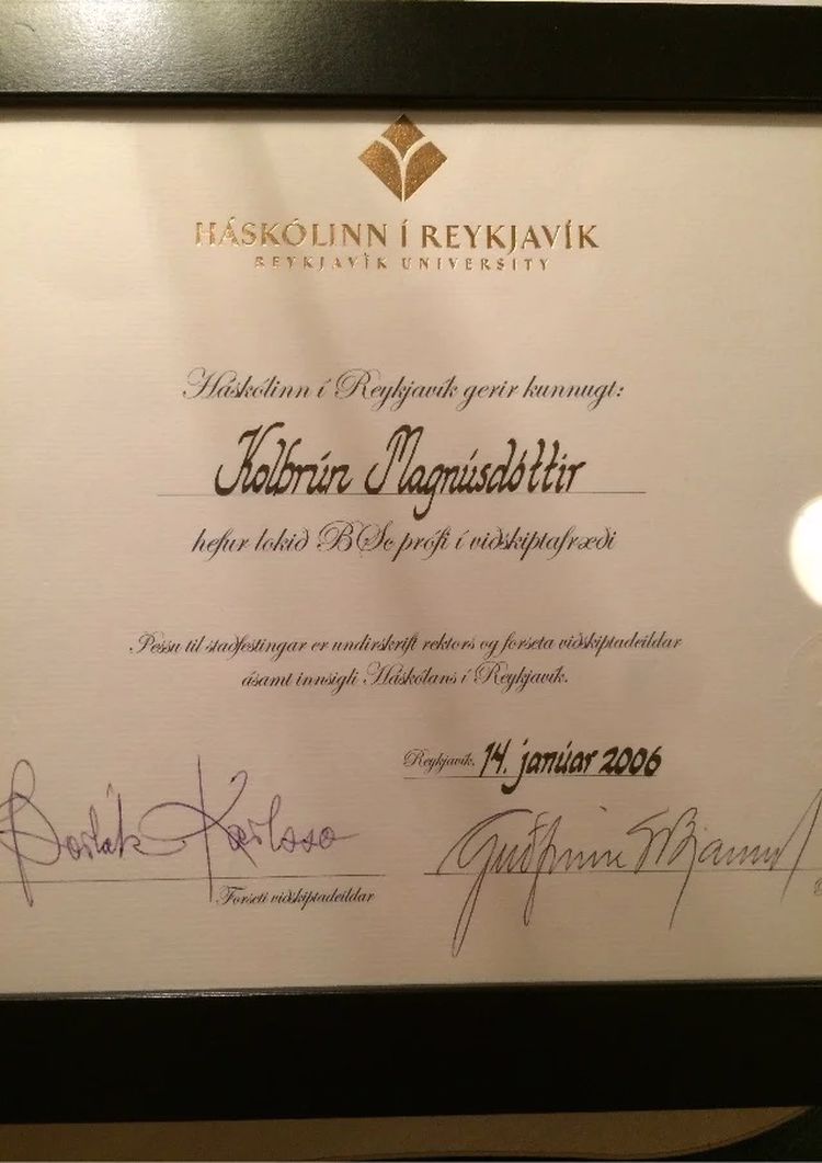 Buy college degree from the Háskólinn í Reykjavík