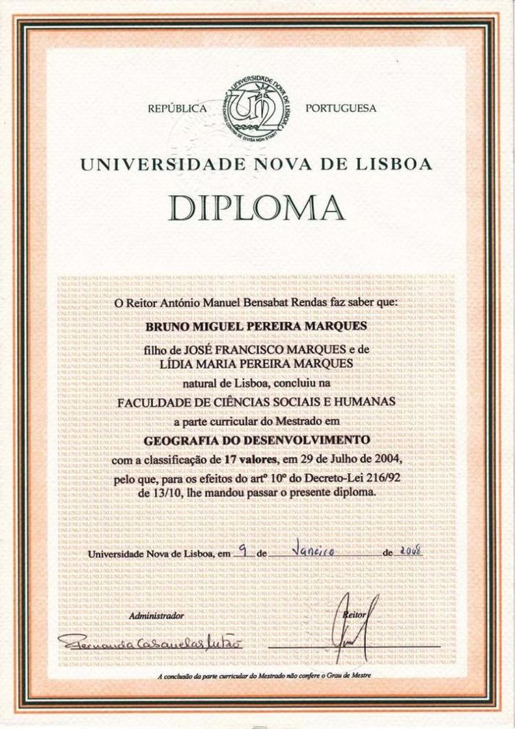 Buy college degree from the Universidade Nova de Lisboa